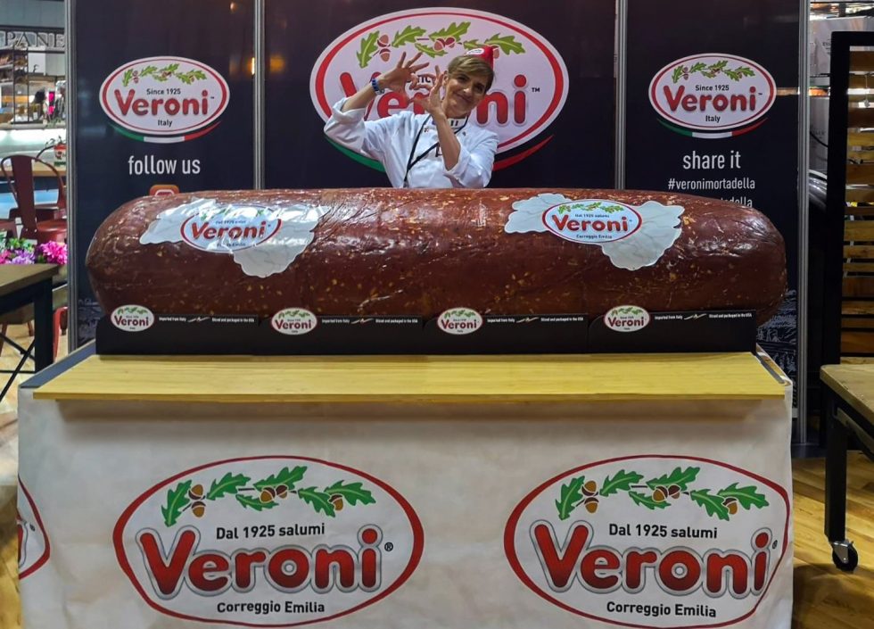 La mortadella gigante Veroni vola a New York per il NYCWFF