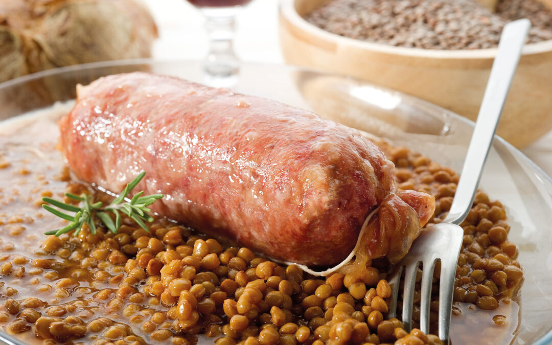 Cotechino e lenticchie, la migliore tradizione emiliana arriva in tavola
