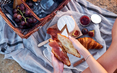 Sotto l’ombrellone con il gusto dei nostri salumi: 5 ricette che ispirano l’estate